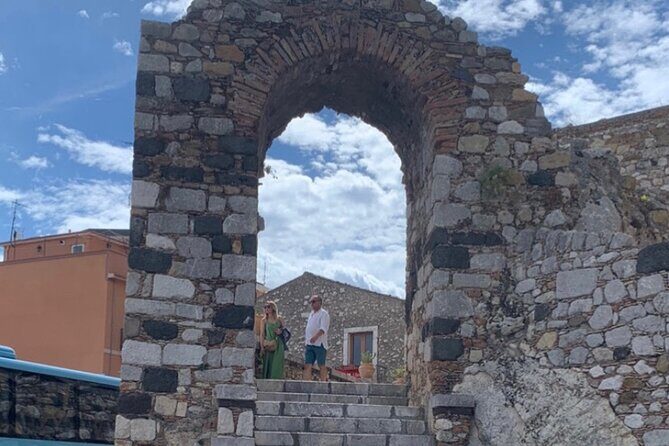 Private Tour Taormina, Savoca and Castelmola. Departure from Messina - Castelmola in an Hour: Almond Wine, Tight Time Windows, and Good Views
