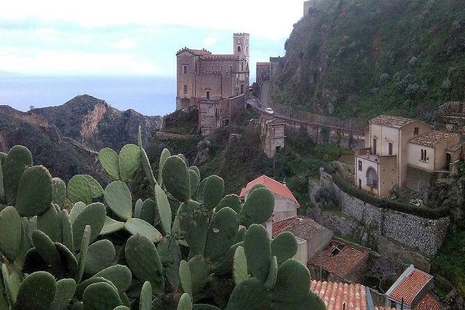 Private Tour "The Godfather" from Taormina visit of Savoca and Forza D'Agrò - Savoca break: lemon granita, pastries, and time to wander