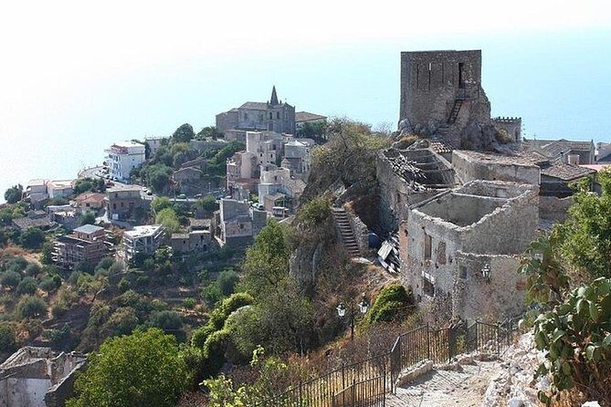 Private Tour The Godfather in Savoca and Forza D'Agro - Forza d’Agro: the Durazzesco Arch, Triad church, and coast views