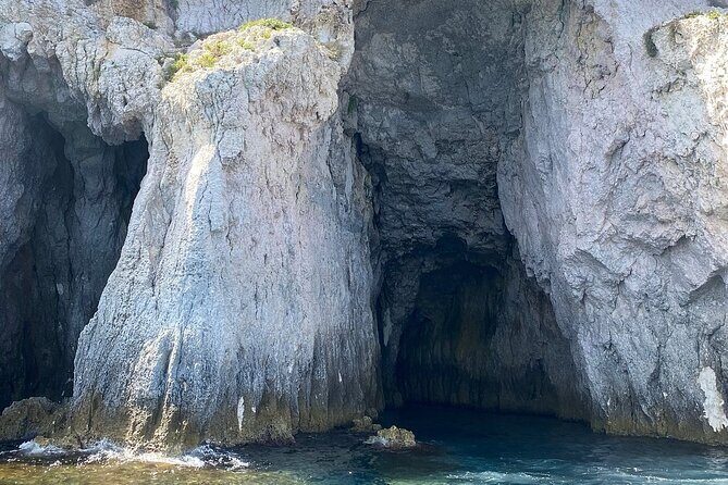 Private Tour with Typical Homemade Products and Full Beverage - Setting sail from Ortigia: what makes this cruise special