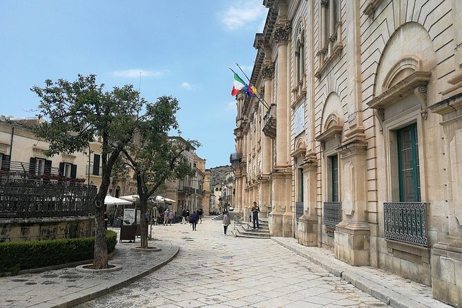 Private Transfer from/to Castellammare del Golfo - Timing: Flight Delays, Airport Waiting, and Getting in Late