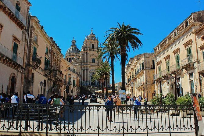 Ragusa, Modica & Scicli Tour - Riding Comfort: Pickup Anywhere, Wi‑Fi, and a Private Vehicle