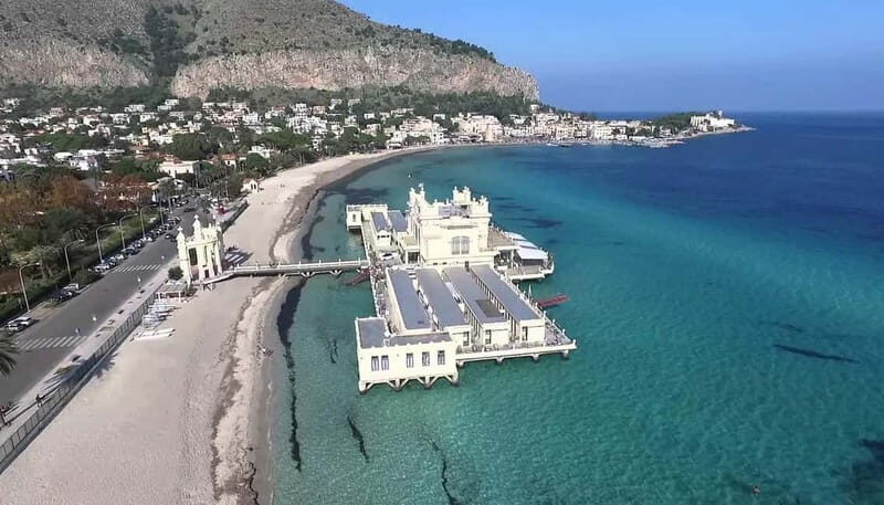 Relax in Mondello and Sanctuary in Monte Pellegrino - Getting to Mondello: the beach break you actually need