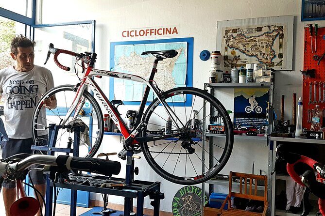 Rent a Carbon or Aluminum Road Bike in Sicily - Route Planning Advice From Cesare (And Why It Matters)