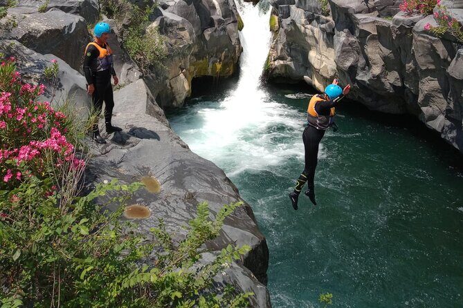 River Jumping Alcantara Gurne - Key things to know before you go