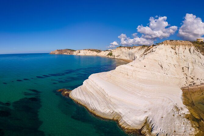 Scala dei Turchi in 3.5 hours, boat tour with stops for swimming - Guides and group size: why the pace feels safe and not frantic
