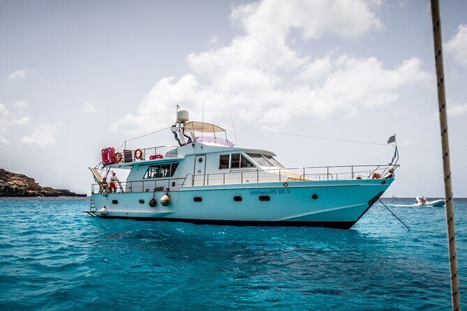 SciatumiaDay boat tour to Lampedusa with typical lunch - Your floating dining room: what the typical lunch really includes