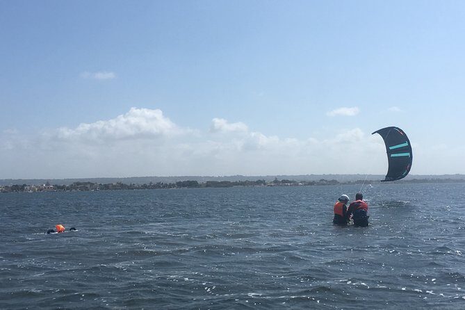 Semi-private kitesurfing course for beginners - Logistics in Marsala: where to meet and how the day runs