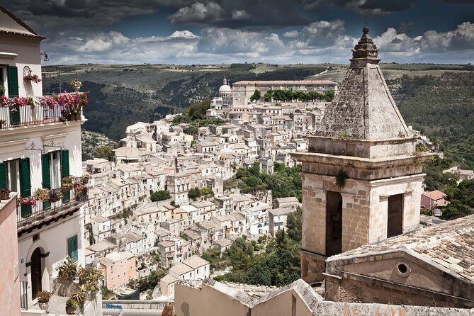 Shared Tour by Minivan or Car from Syracuse to Ragusa, Noto and Modica - Noto: Baroque focus, church façades, and your own walking pace