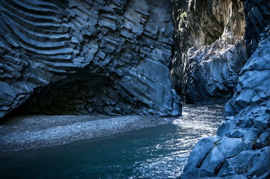 Sicily: Etna and Alcantara Gorges Full-Day Tour with Lunch - From pick-up points to Etna Park: the first hour sets the tone