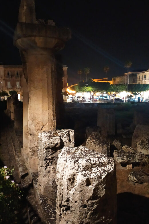 Siracusa Tour: Ortigia by Night in English - How long it really takes and what pace feels right