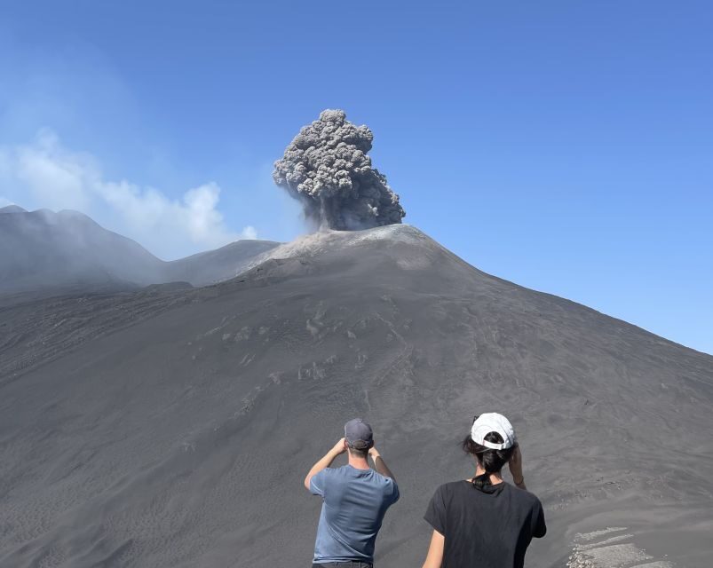 Special trekking on the most authentic and wild side of Etna - The 4x4 ride to 2,800 m: faster access, bigger focus