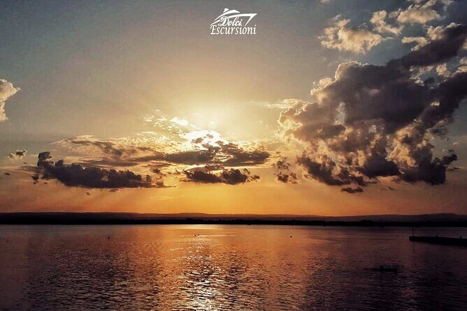 Sunset boat tour with aperitif and swimming break - A 5pm Start and a 3-Hour Sunset Rhythm