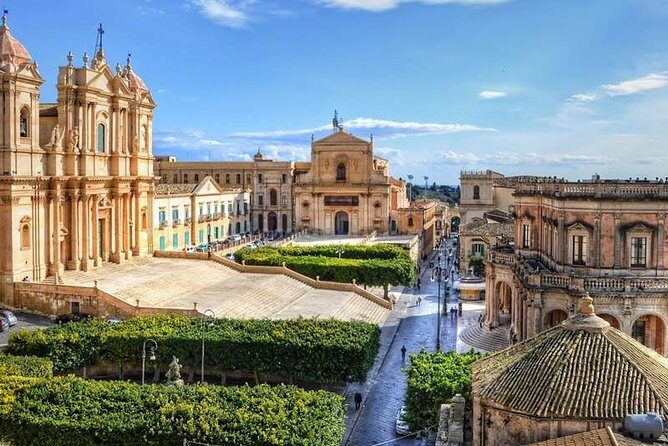 Syracuse & Noto - Day Tour from Taormina - A 7:20 am pickup that actually sets you up