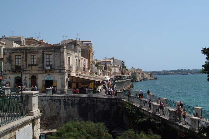 Syracuse & Noto - Day Tour from Taormina - Ortigia walking: Fonte di Aretusa, Apollo, and baroque squares