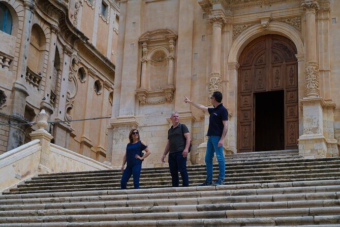 Syracuse, Ortigia and Noto walking tour from Catania - Neapolis Park: Grotta del Cordari to the Ear of Dionysius