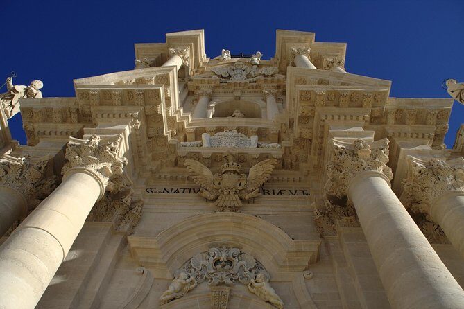 Syracuse, Ortigia & Noto - Ortigia’s Walkable Highlights: Temple of Apollo to Fonte Aretusa