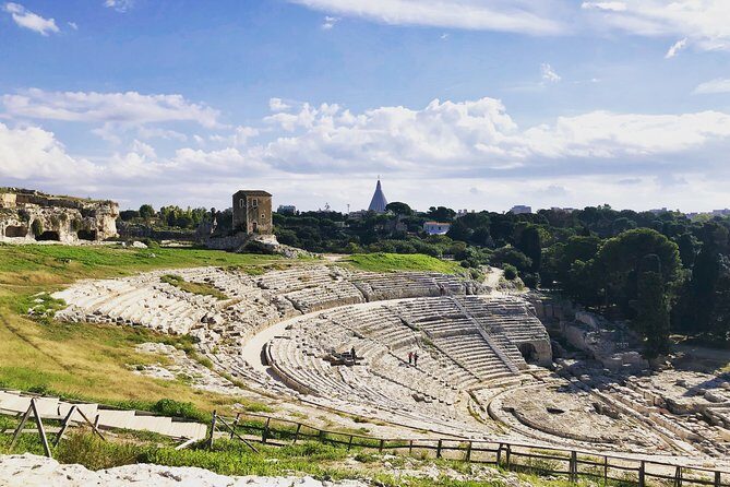 Syracuse: tour of the Neapolis Archaeological Park (max 6 guests) - Stop 4: Anfiteatro Romano di Siracusa (Roman Power in a Greek City)