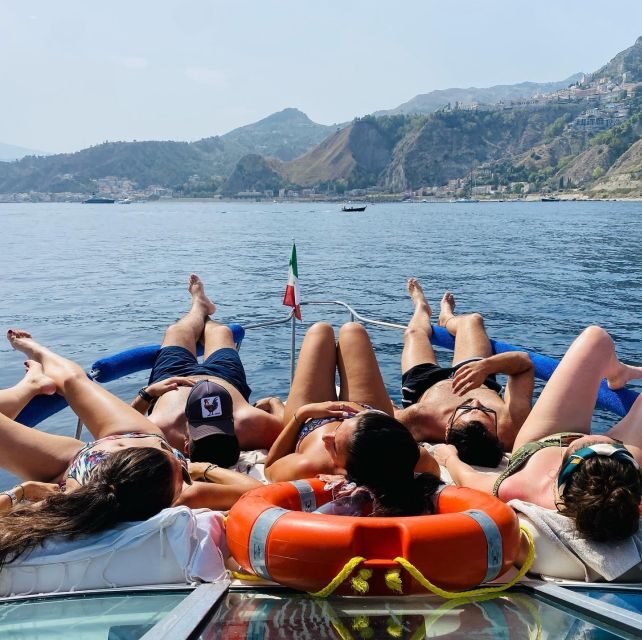 Taormina and Giardini Naxos 3/5/7 hours by PRIVATE BOAT - Aperitif and marine viewing: small add-ons that break up the ride
