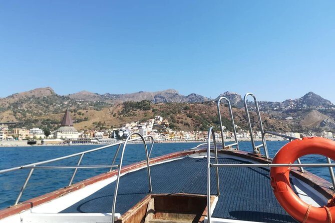 Taormina and Isola Bella Day Tour with Boat Trip from Messina - Taormina on foot: Corso Umberto and the Greek-Roman theatre