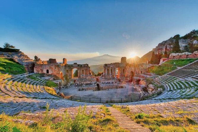 Taormina and Seaside - Getting to the start: free Catania pickup and easy meeting point