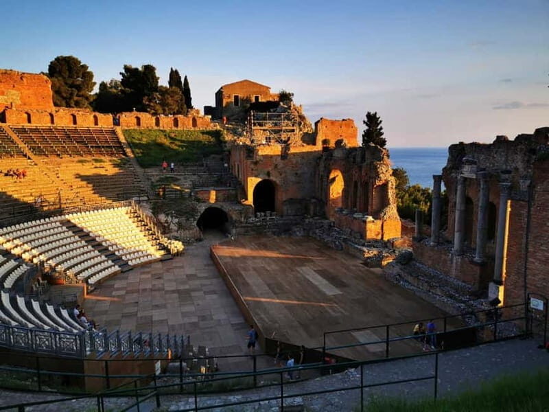 Taormina: Guided Walking Tour - The Ancient Theatre of Taormina: your Etna photo moment, guided
