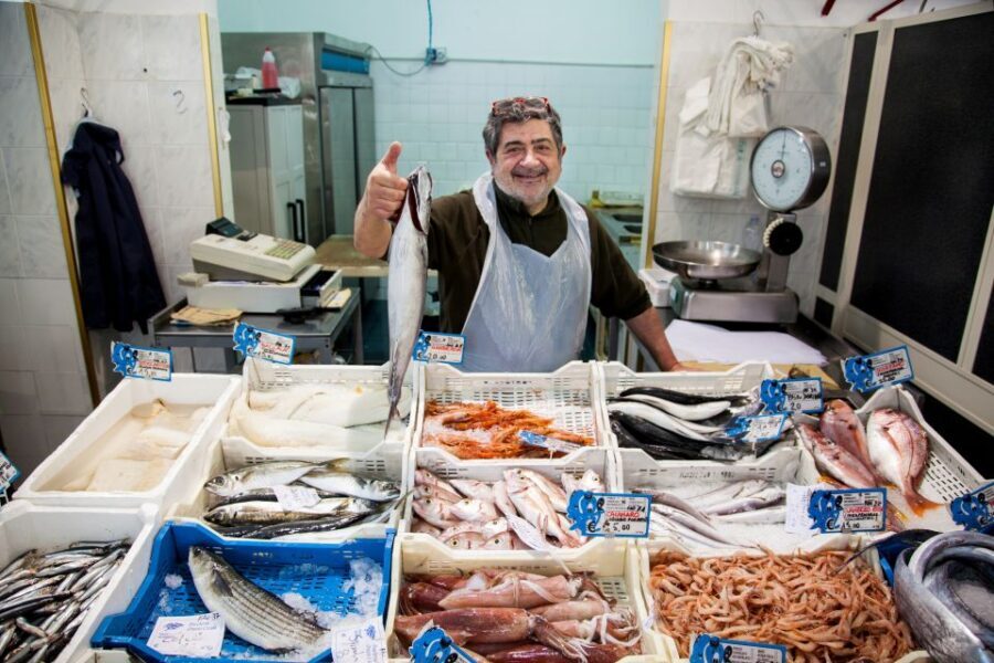 Taormina: Sicilian Cooking Class & Market Tour - Who should book this cooking class in Taormina