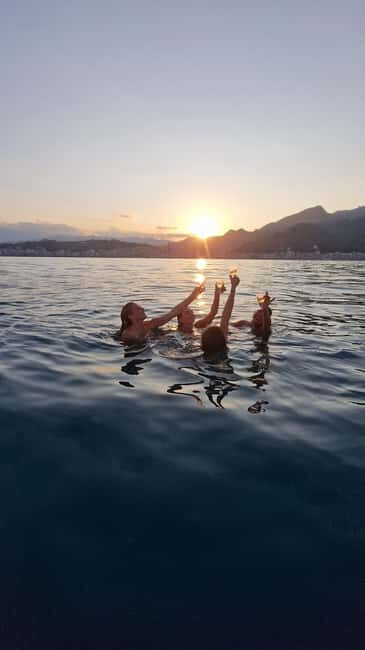 Taormina: Sunset Boat Tour with Aperitif - Getting to Spisone Beach: the small-details trap to avoid