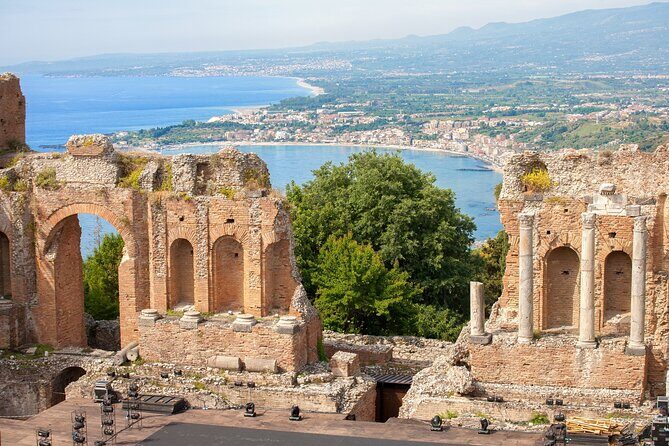 Taormina Top Sights Private & Personalized Guided Walking Tour - Inside the Ancient Greek Theatre: what the guide makes click