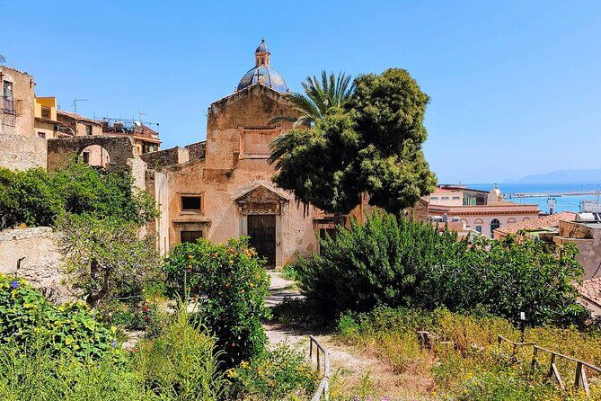Termini Imerese Walk Tours & Sightseeing - Via Verdura and Corso Umberto e Margherita: The Town’s Market Pulse