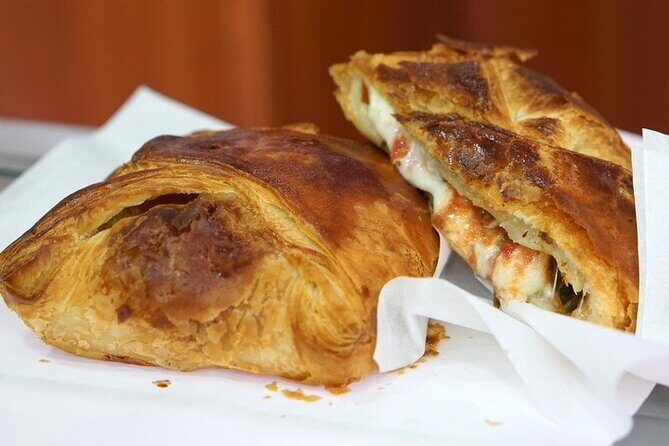 The Original Catania Street Food and Market Tour by Streaty - Piazza del Duomo to Via Etnea: how this route helps you get your bearings fast