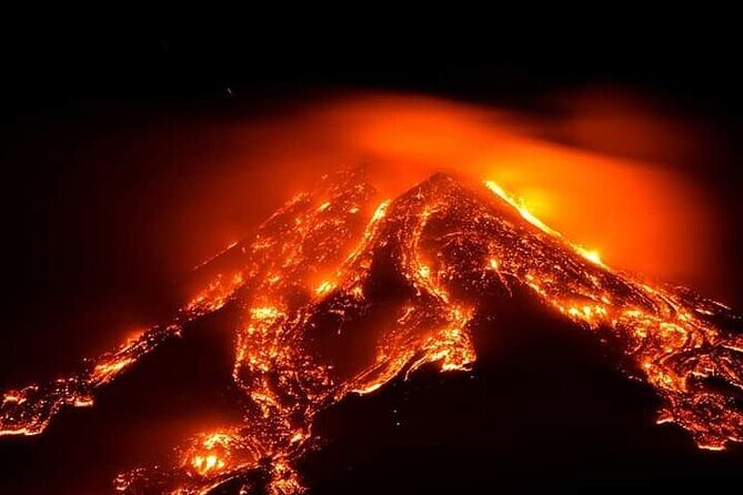Tour Etna & Wine Tasting - Grotta della neve: a lava tunnel with helmet and flashlight