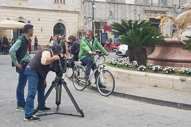 Tour in bike history Island Ortigia and archeological park Neapolis - Key highlights to look for