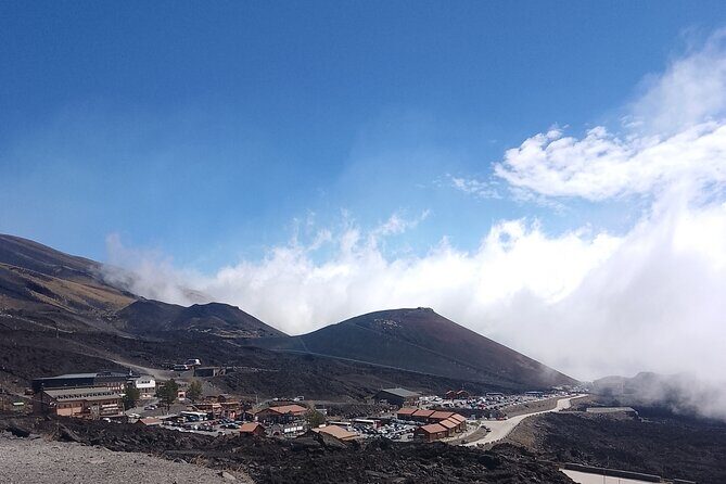 Tour two wineries of Etna wine tasting and lunch - Guide Quality: Why the Human Touch Matters Here