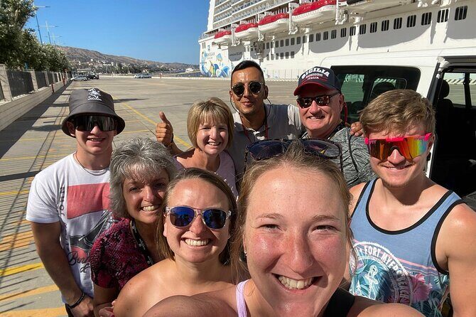 Transfer Messina Taormina and return by Van for small groups - Getting Picked Up at the Messina Port or Your Hotel (and Why the Sign Matters)