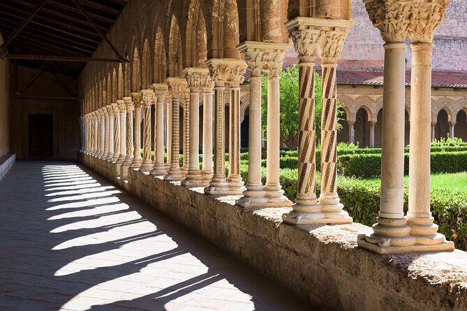 Visit Monreale from Palermo - A short shuttle ride with real structure (and a real return time)