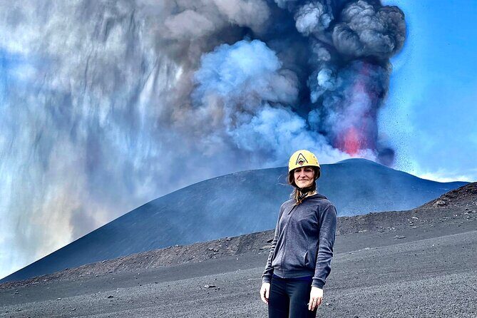 Volcanological excursion of the wild and less touristy side of the Etna volcano - Craters and INGV Monitoring on the Way Up (Piano delle Concazze Stop)