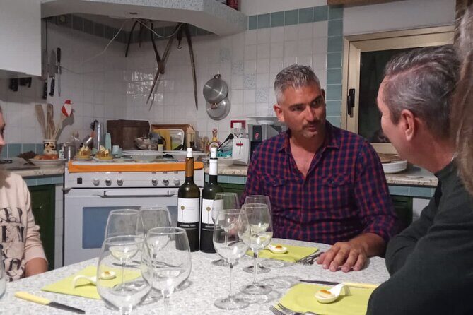Wine tasting with gastronomic experience at Leonarda's home - English and conversation: you won’t feel lost