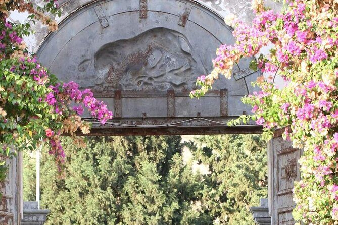 Wine Tour in the historic Baglio Florio Adamo with Lunch - The old Florio cellar tour: industrial archeology you can picture