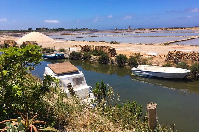 Winery tasting in Marsala and Mothia lagoon tour - Food and wine pairing: what’s included on the tour