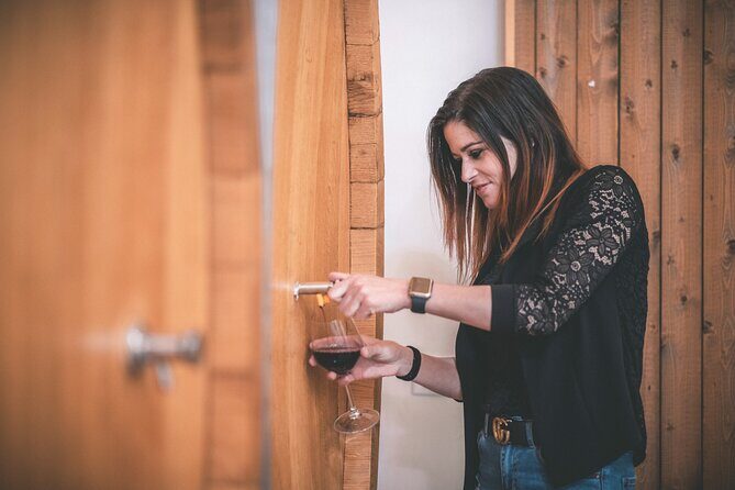 Wines and typical products in the lands of Frederick II - The vineyard walk: microclimate lessons you can taste